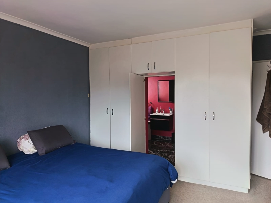 3 Bedroom Property for Sale in Summerstrand Eastern Cape